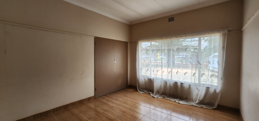 3 Bedroom Property for Sale in Wilkoppies North West